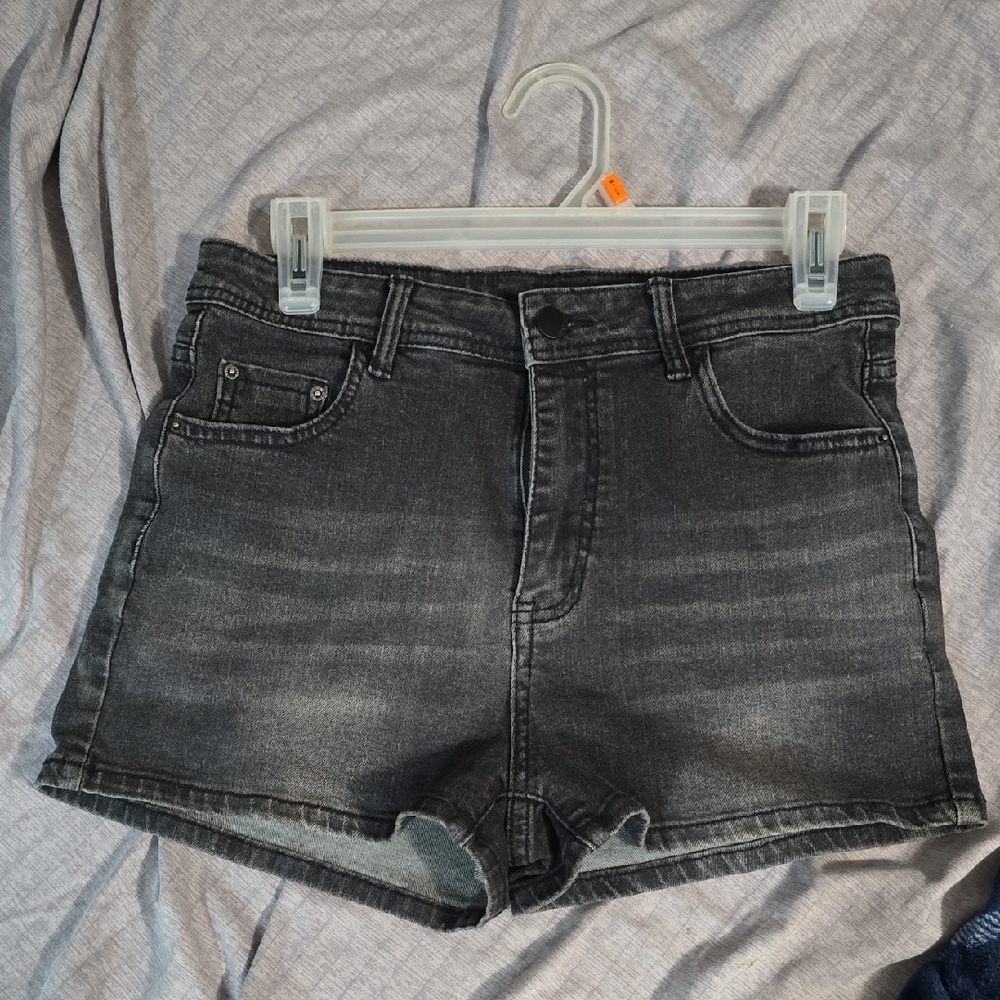 ROMWE Washed Charcoal High-Rise Jean Shorts